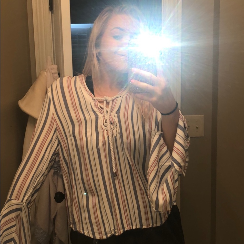 Adorable striped long sleeve blouse